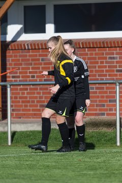 Bild 10 - Frauen TSV Vineta Audorg - SV Friesia 03 Riesum Lindholm : Ergebnis: 2:4